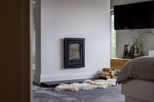 Photo 52- click for photo gallery